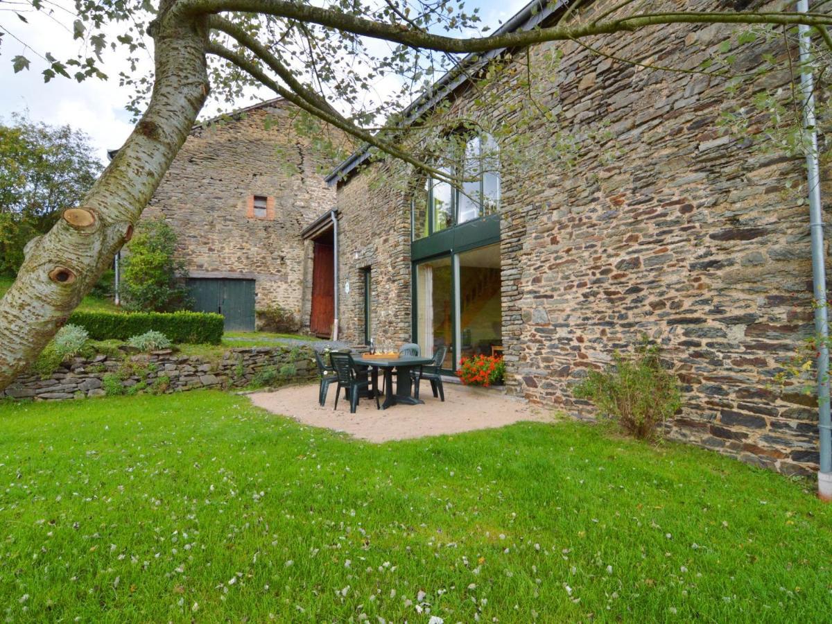 Comfortable Cottage In Neufmoulin With Meadow View Houffalize Ruang foto