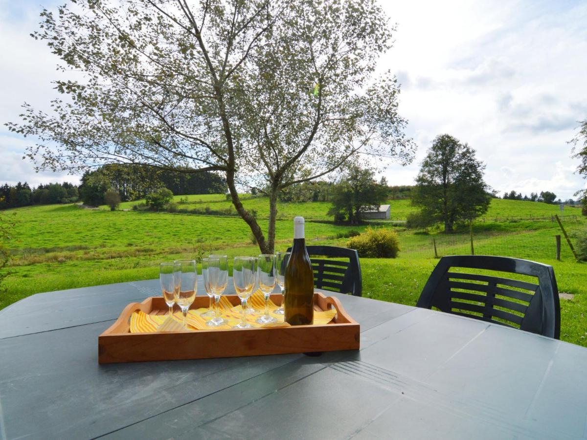 Comfortable Cottage In Neufmoulin With Meadow View Houffalize Ruang foto
