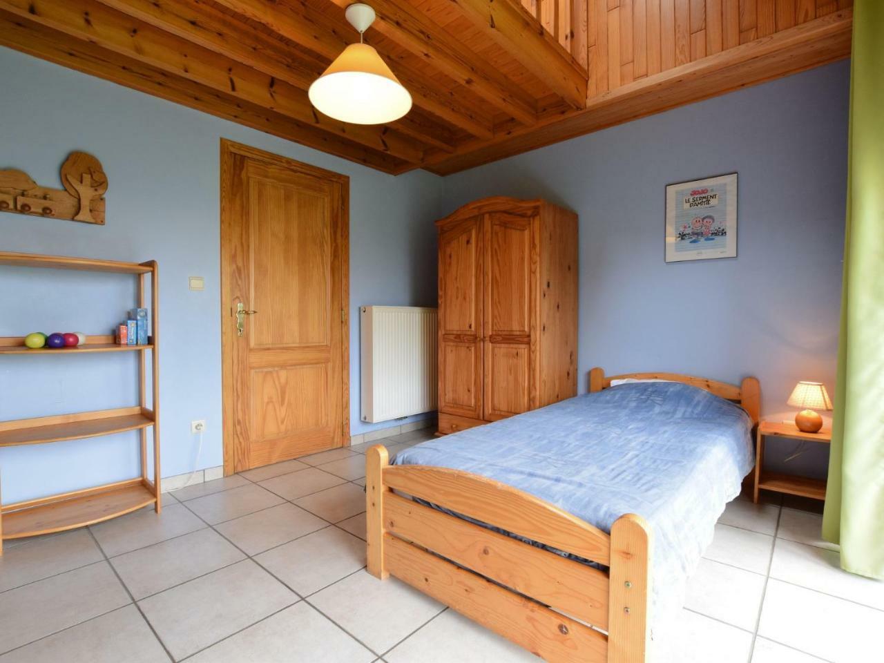 Comfortable Cottage In Neufmoulin With Meadow View Houffalize Bagian luar foto
