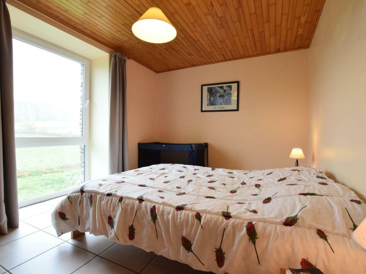 Comfortable Cottage In Neufmoulin With Meadow View Houffalize Bagian luar foto