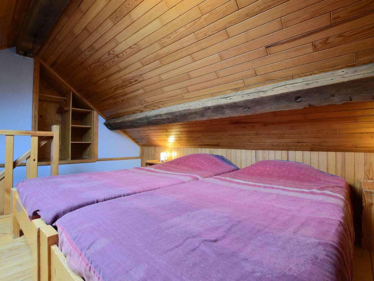 Comfortable Cottage In Neufmoulin With Meadow View Houffalize Bagian luar foto