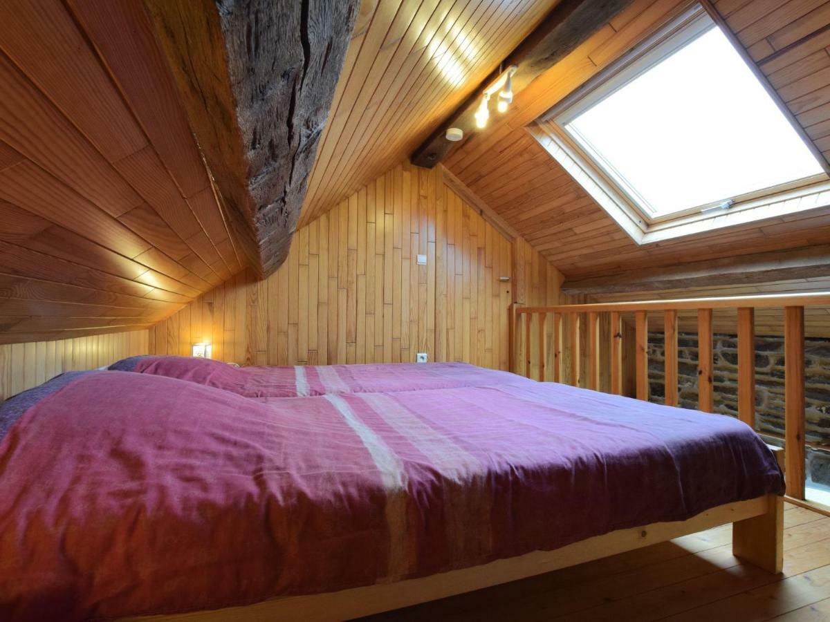 Comfortable Cottage In Neufmoulin With Meadow View Houffalize Bagian luar foto
